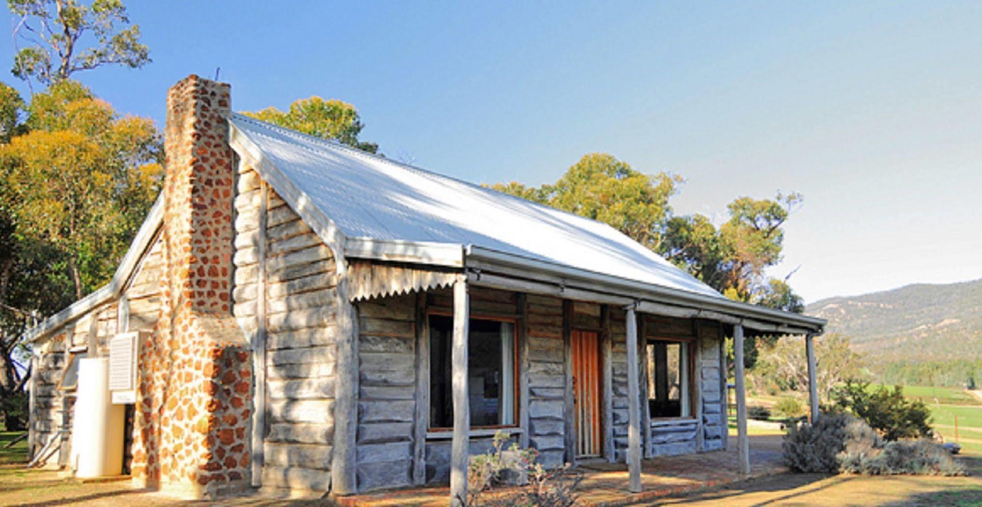 Grampians Pioneer Cottages Halls Gap Esterno foto